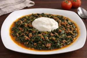Kıymalı Ispanak Yemeği Tarifi